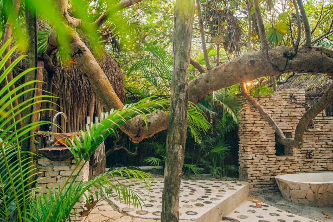 Ikal Tulum Hotel Экстерьер фото The Jungle Spa